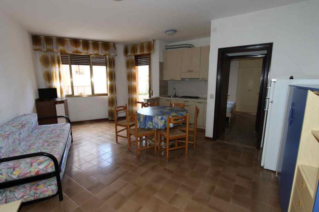 Residences La Rustica & Elite Ераклеа Екстер'єр фото